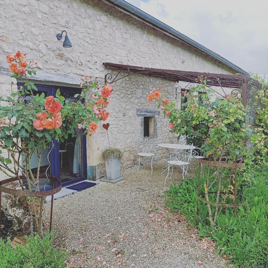 La Grange Des Anges Villa Blanc  ภายนอก รูปภาพ